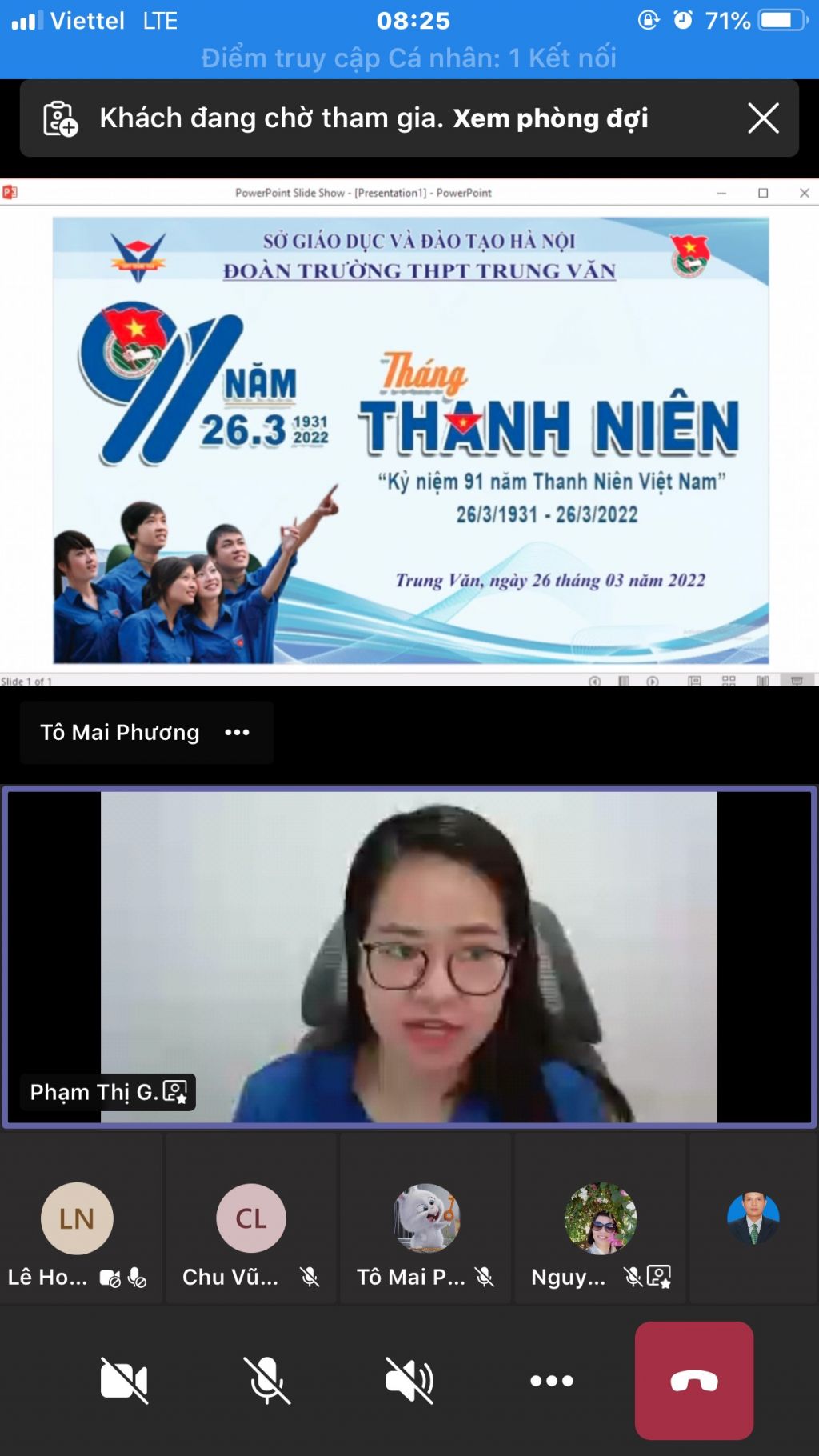 Đồng chí: Phạm Thị Thu Giang - Uỷ viên Ban Thường vụ Quận đoàn, phụ trách khối trường học phát biểu chỉ đạo